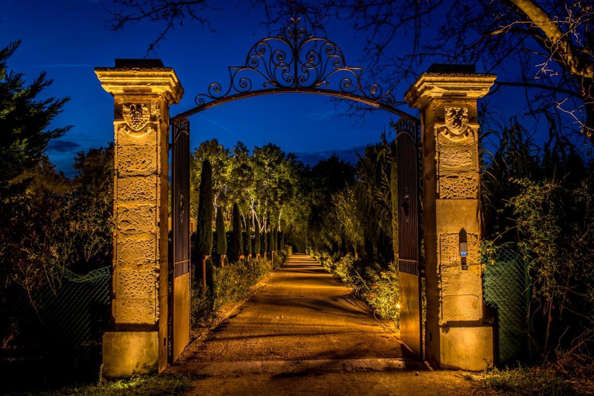 ليه ثور Clos Saint Esteve المظهر الخارجي الصورة